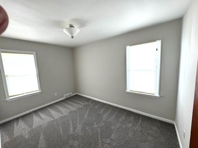 907 Bruce St - Photo 5 of 15