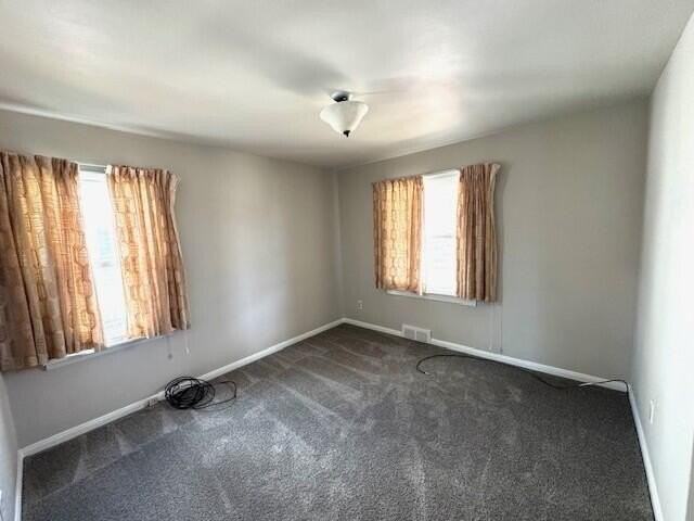 907 Bruce St - Photo 6 of 15