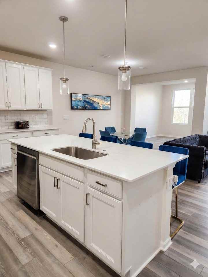 23102 Addison Cir Unit 102 - Photo 5 of 10