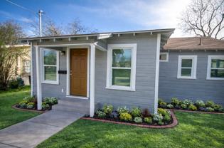 936 Poinsettia San Antonio, TX 78202 - Photo 1 of 1