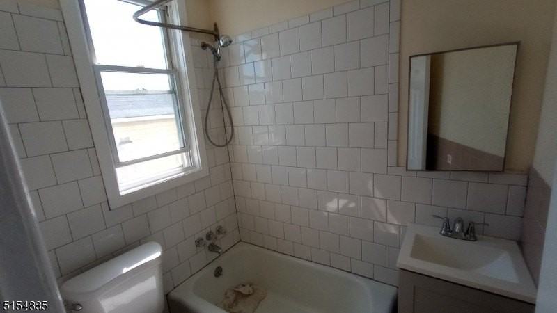 395 Lanza Ave #6 - Photo 5 of 6