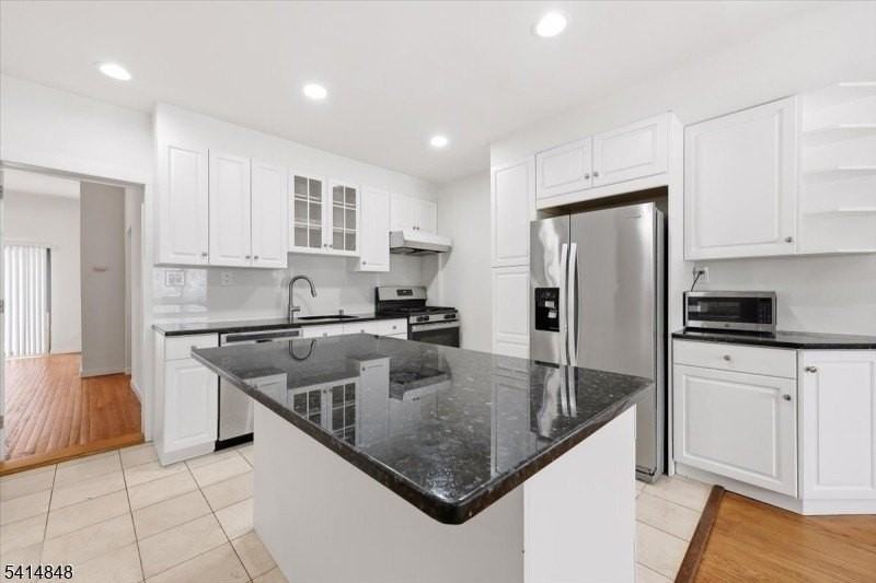 92 George St - Photo 3 of 15