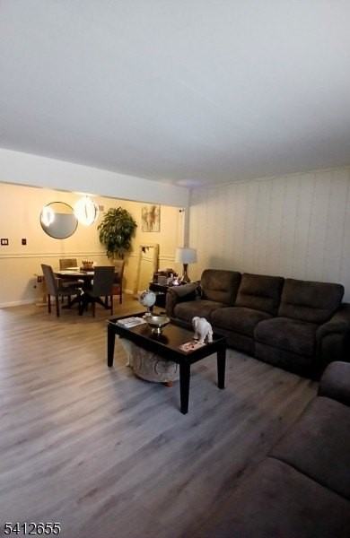 112 Stonegate Ln - Photo 3 of 17