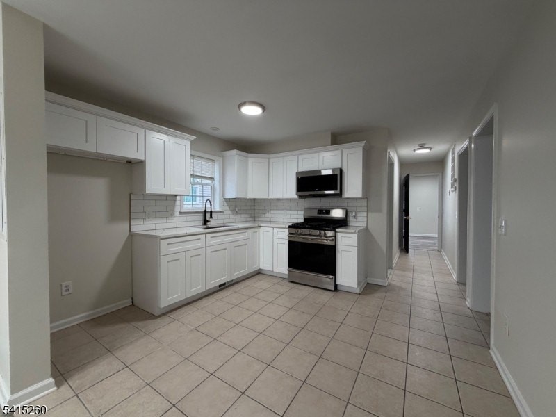 167 N 5th St #2 - Photo 3 of 8