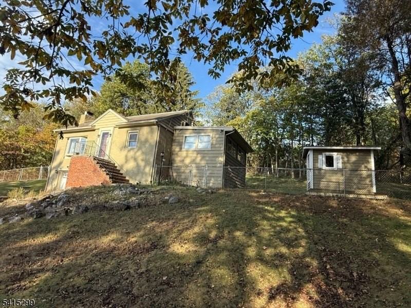 980 Black Oak Ridge Rd - Photo 2 of 13