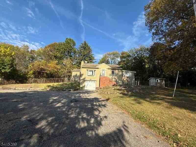 980 Black Oak Ridge Rd - Photo 3 of 13