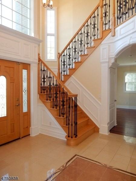 230 East Ln - Photo 4 of 25