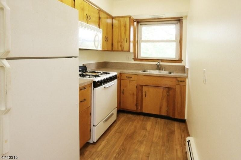 2 Westervelt Pl #C203 - Photo 4 of 11