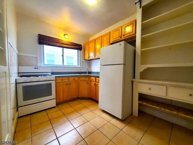 332 Franklin Ave #1 - Photo 7 of 11