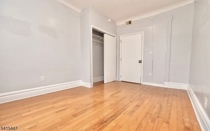 20 Stuyvesant Ave - Photo 2 of 15