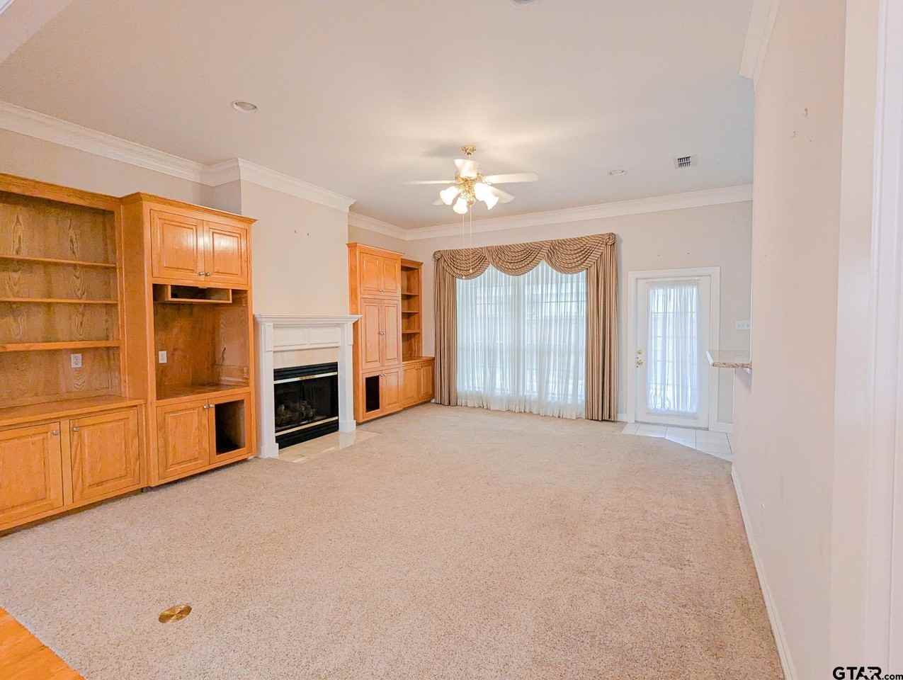 704 Shiloh Ridge St - Photo 4 of 30