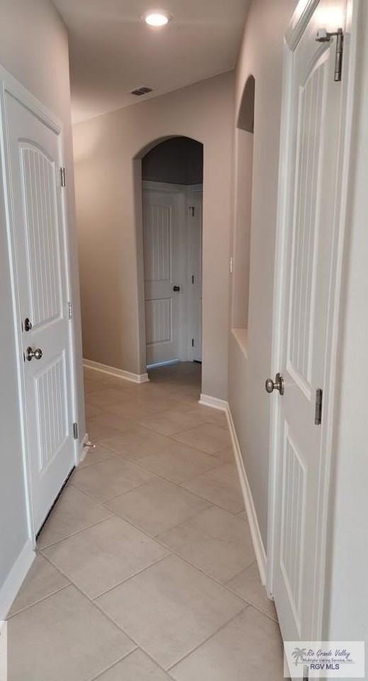 2112 Grove Ln - Photo 4 of 18