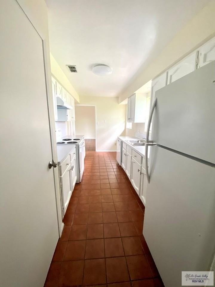 538 Land O Lakes Dr - Photo 7 of 14