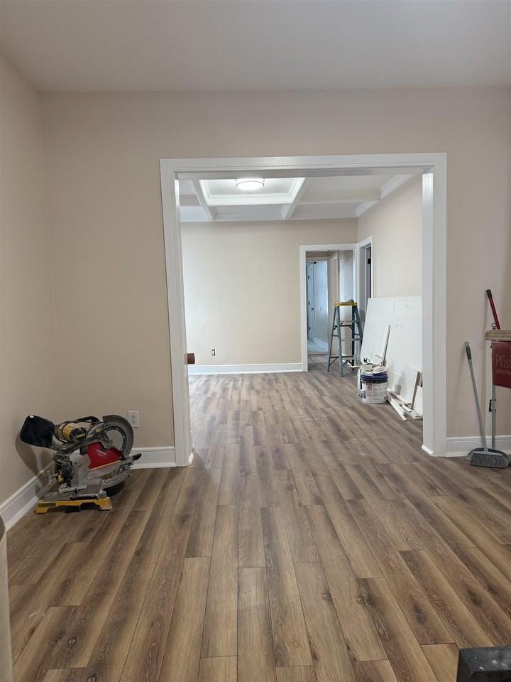 90 W 42nd St ## 92 - Photo 2 of 16