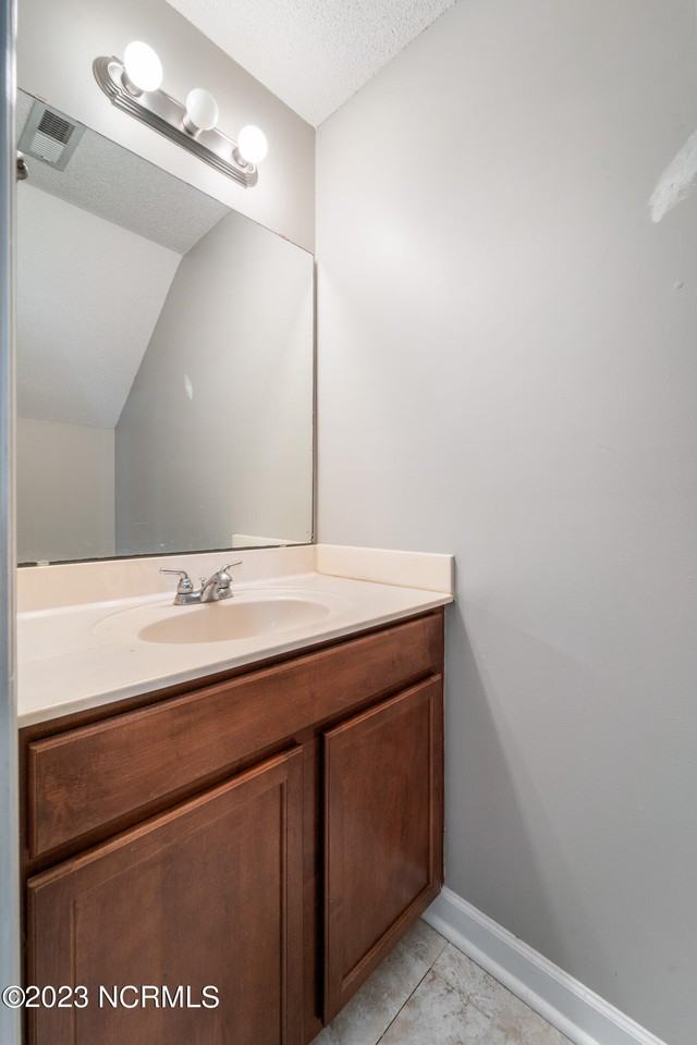 300 Burley Dr Unit 10 - Photo 6 of 21