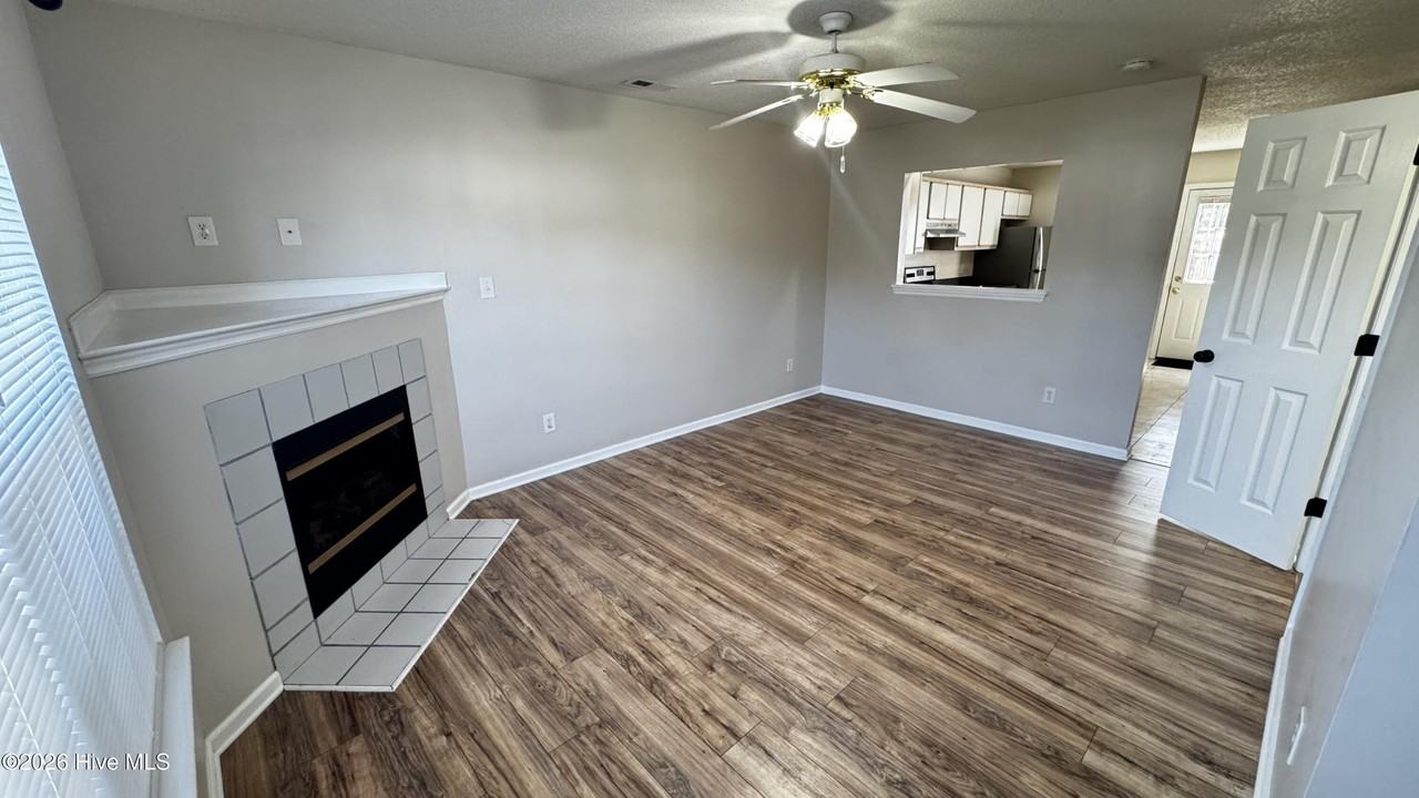 509 Timberlake Trl - Photo 2 of 7