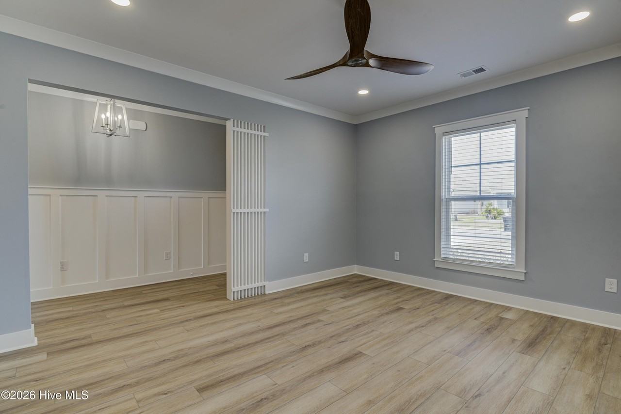 9444 Wingspan Ct - Photo 4 of 29