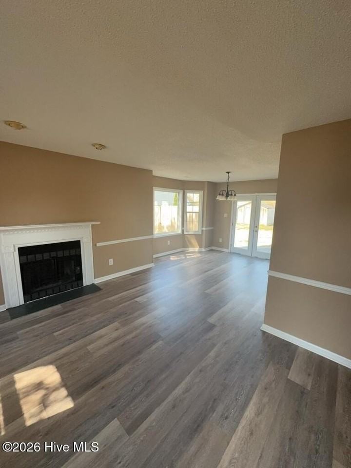 105 Palamino Ct - Photo 5 of 18