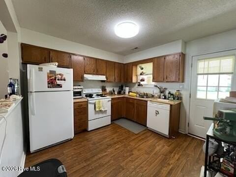 1700 Wine Press Ct - Photo 4 of 7