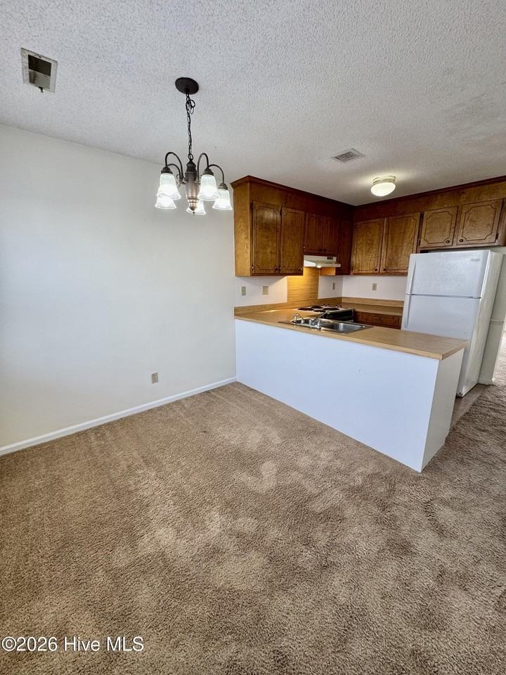 3264 Landmark St Apt G5 - Photo 4 of 11