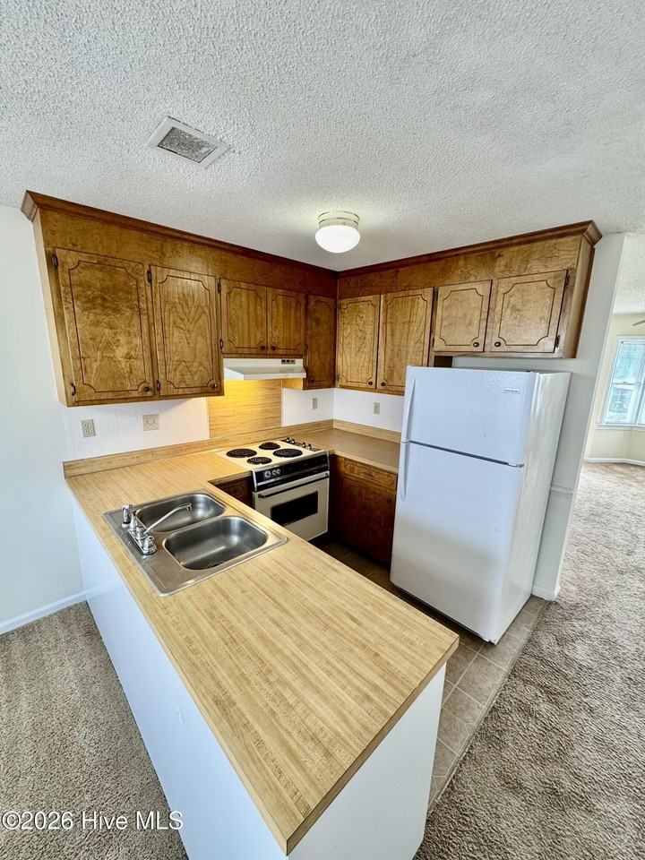 3264 Landmark St Apt G5 - Photo 6 of 11