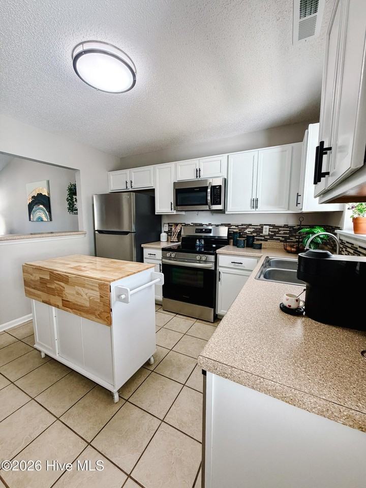 159 Brenda Dr - Photo 6 of 18