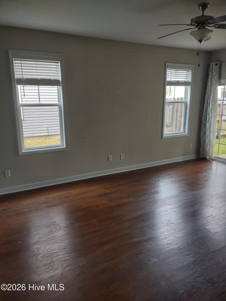 309 Frisco Way - Photo 4 of 4