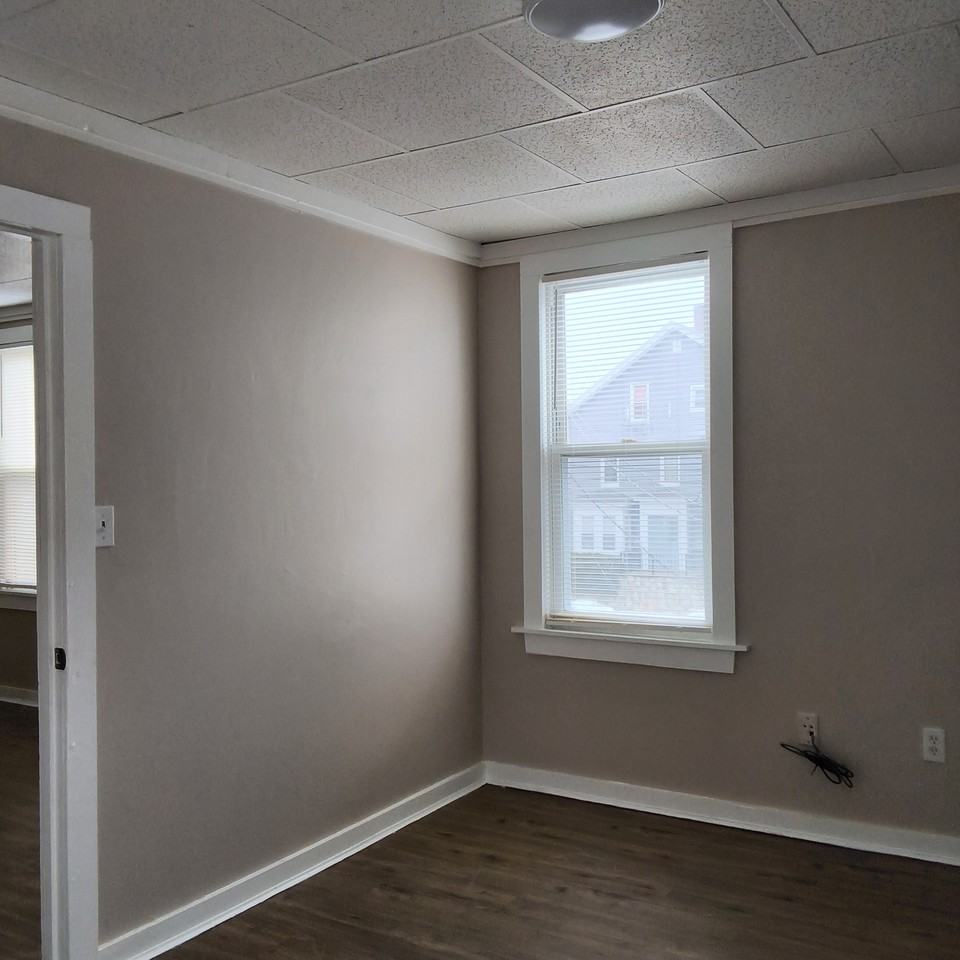 44 Winter St #2S - Photo 6 of 10