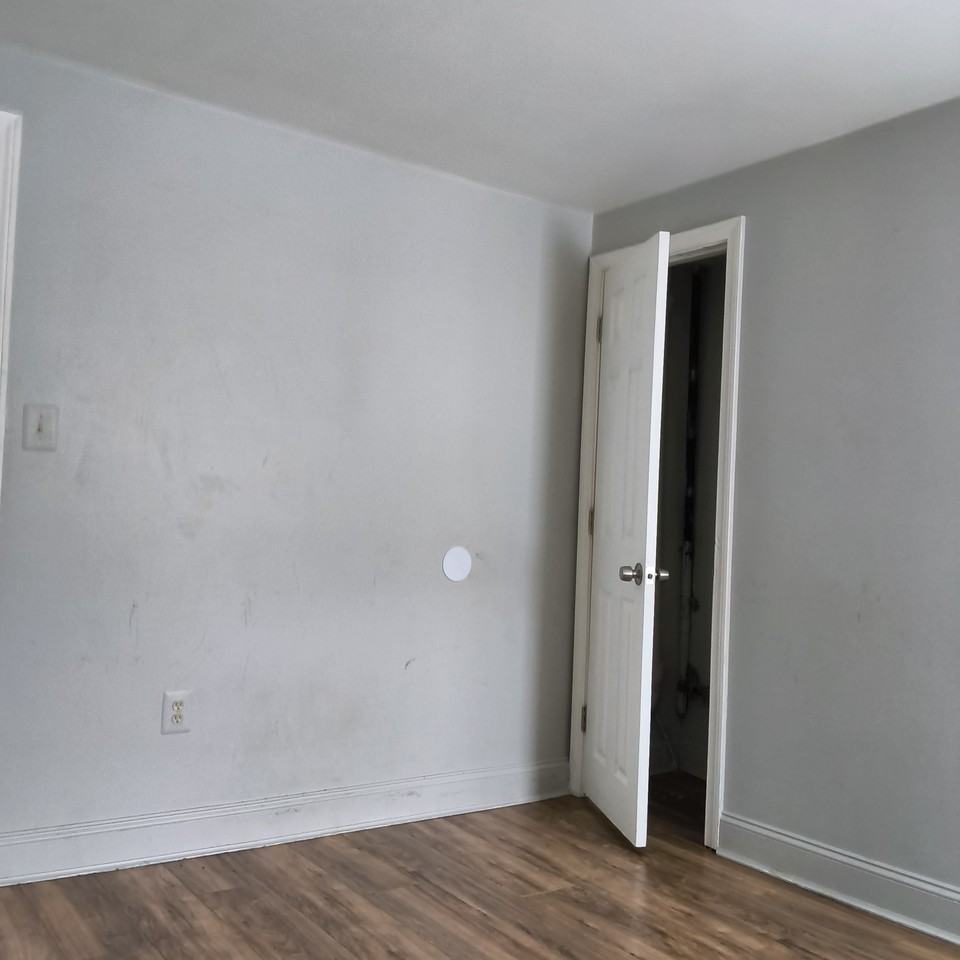 1808 Pleasant St #5 - Photo 5 of 11