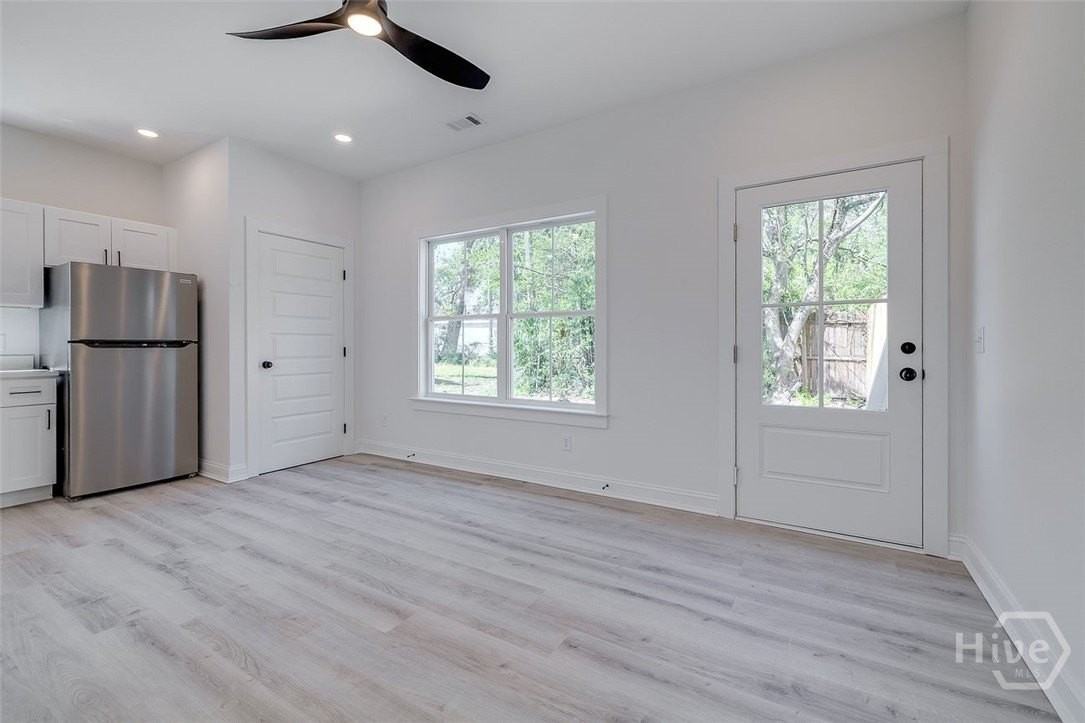 1619 Le Grand St - Photo 4 of 11