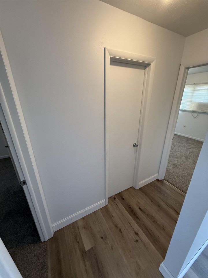 1045 Moore St #C - Photo 5 of 9