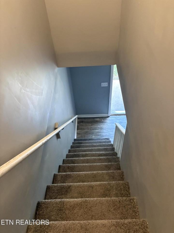 123 Tub Springs Rd Apt 3 #3 - Photo 5 of 11