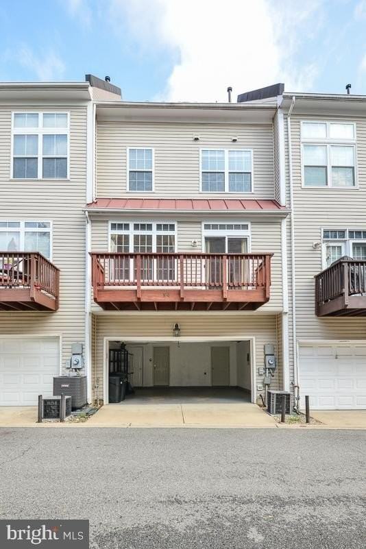 310 Cameron Station Blvd - Photo 2 of 21