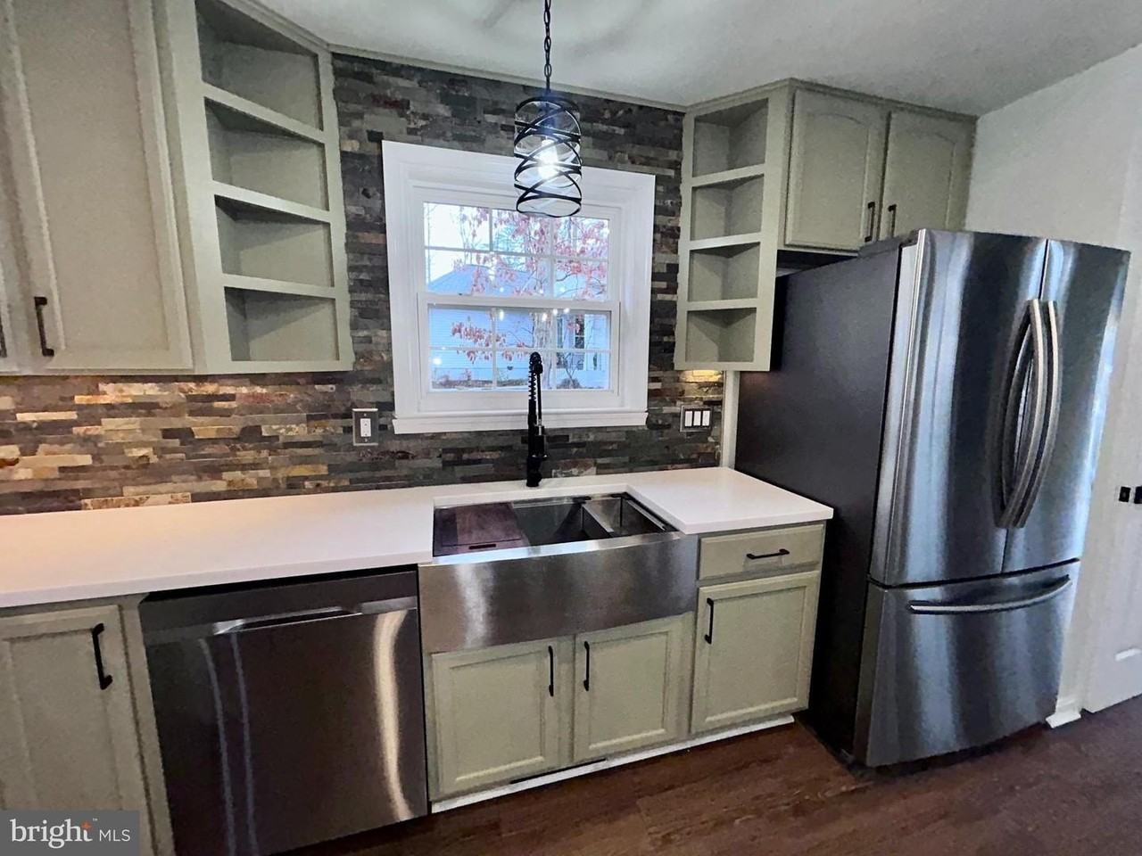 1206 Eastover Pkwy - Photo 5 of 41