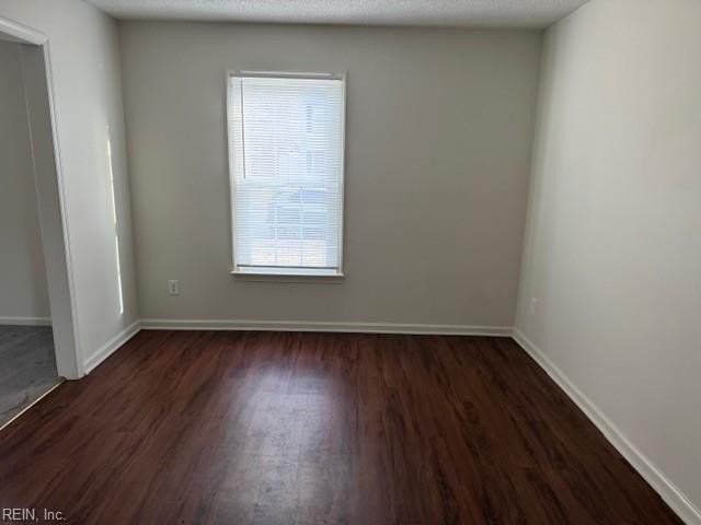 1016 Trappings Wynd - Photo 3 of 16