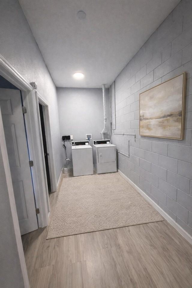 E Idlewild Ave - Photo 4 of 29