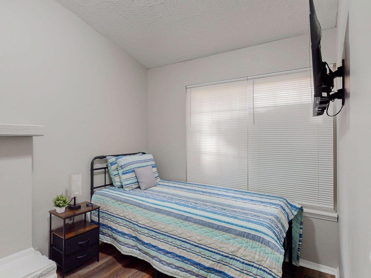 Forest Path - Photo 5 of 13