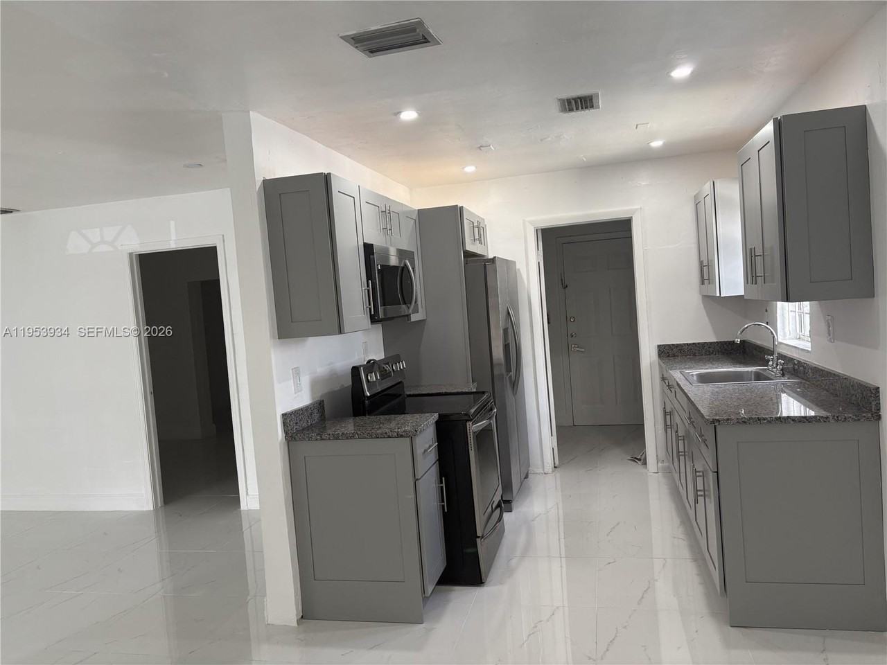 2993 Nw 191st Ter - Photo 3 of 12