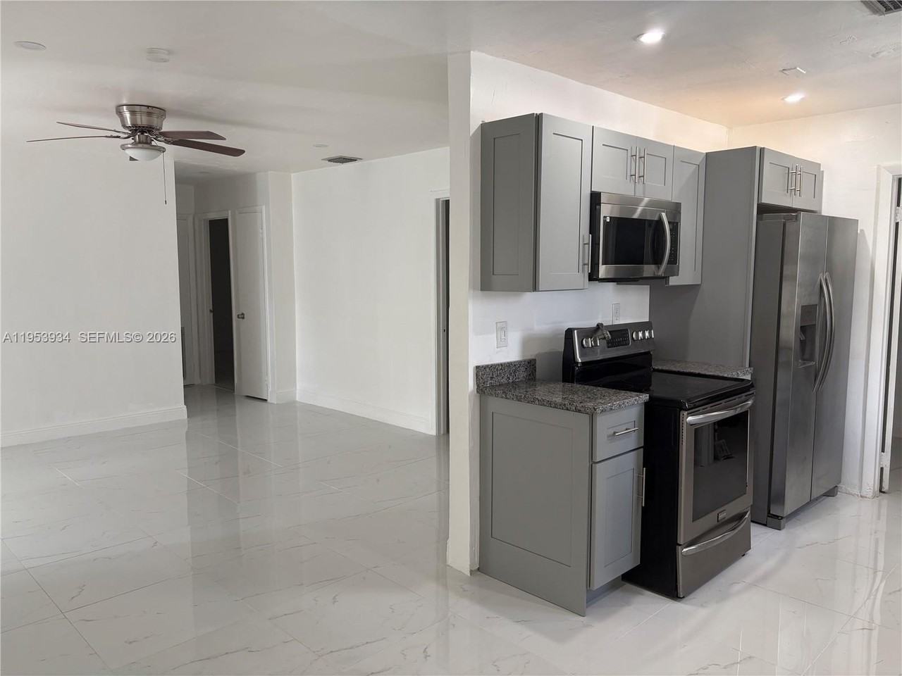 2993 Nw 191st Ter - Photo 5 of 12