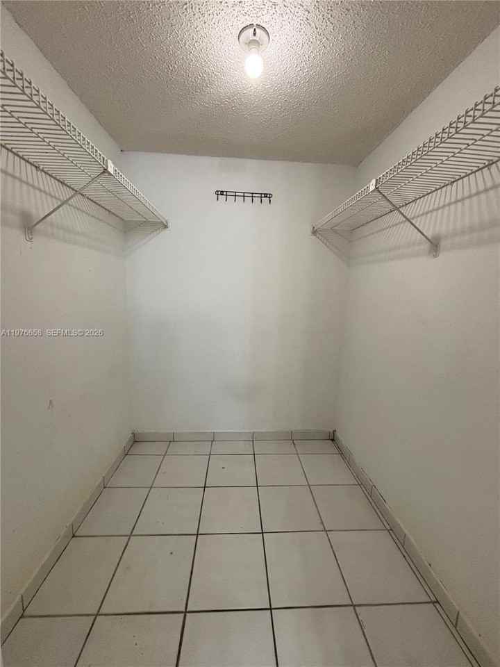 13701 Kendale Lakes Cir #B403 - Photo 7 of 14