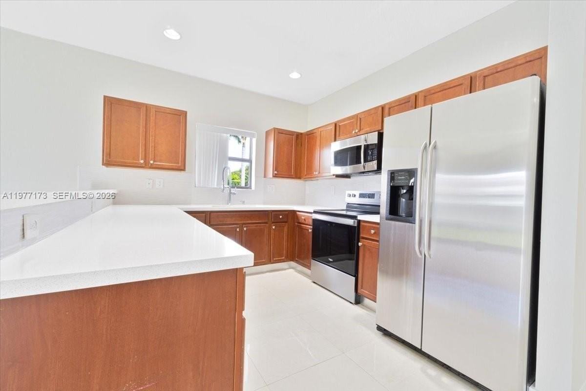 16186 Sw 65th Ln #16186 - Photo 5 of 25