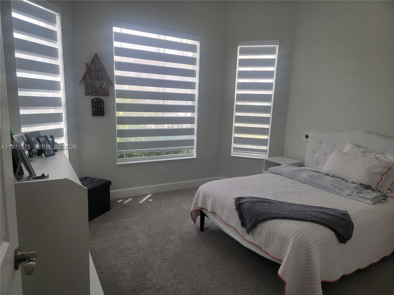 5426 Pecan Dr - Photo 6 of 32