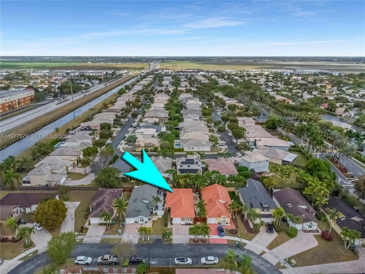 15561 Sw 144th Ter - Photo 5 of 40