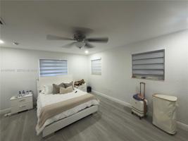 featured image of 17100 Nw 77th Ct #1