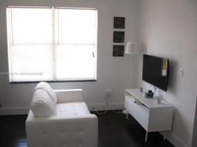 900 Jefferson Ave #4 - Photo 1 of 1