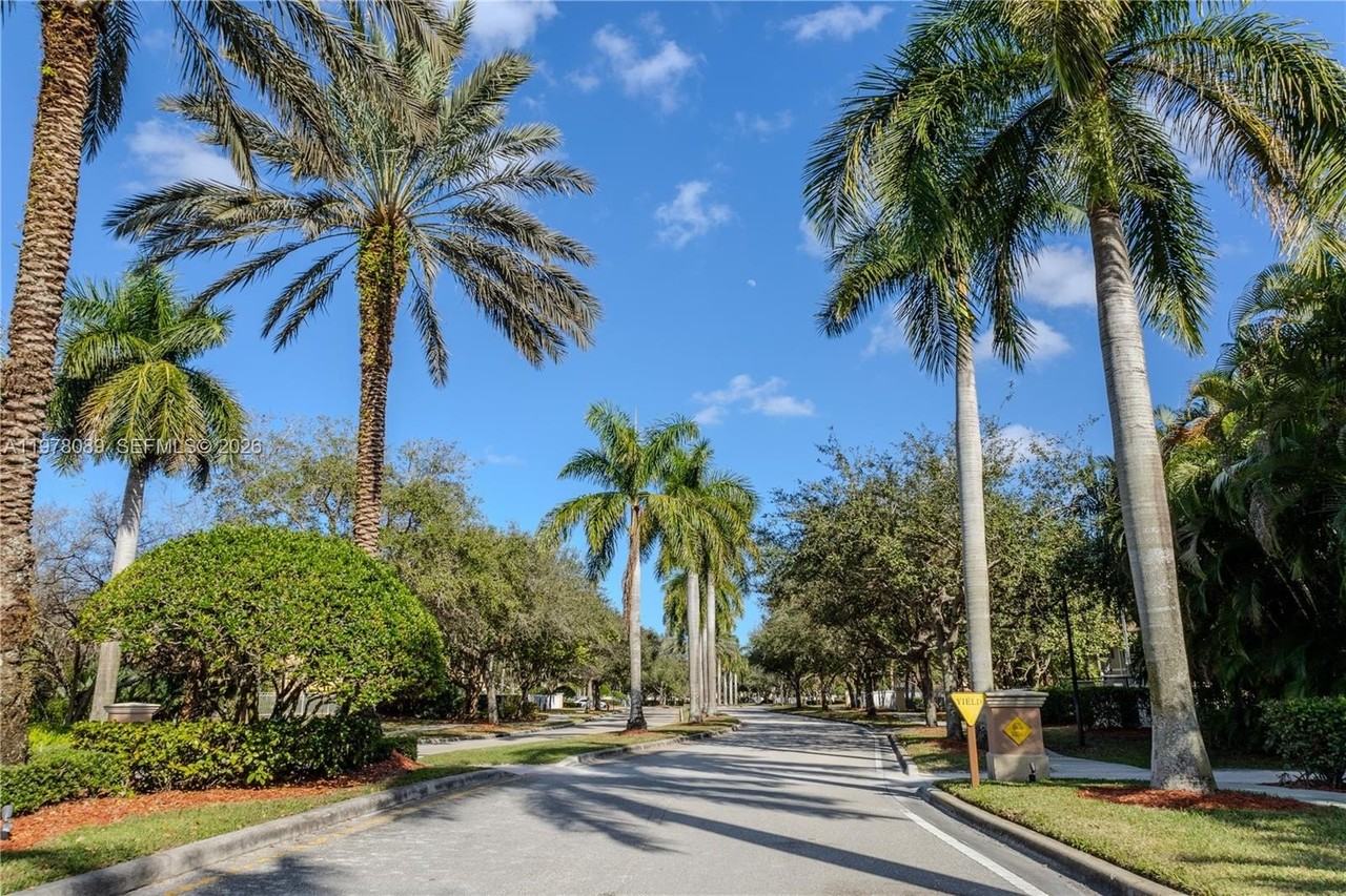 6386 Emerald Dunes Dr #102 - Photo 2 of 46