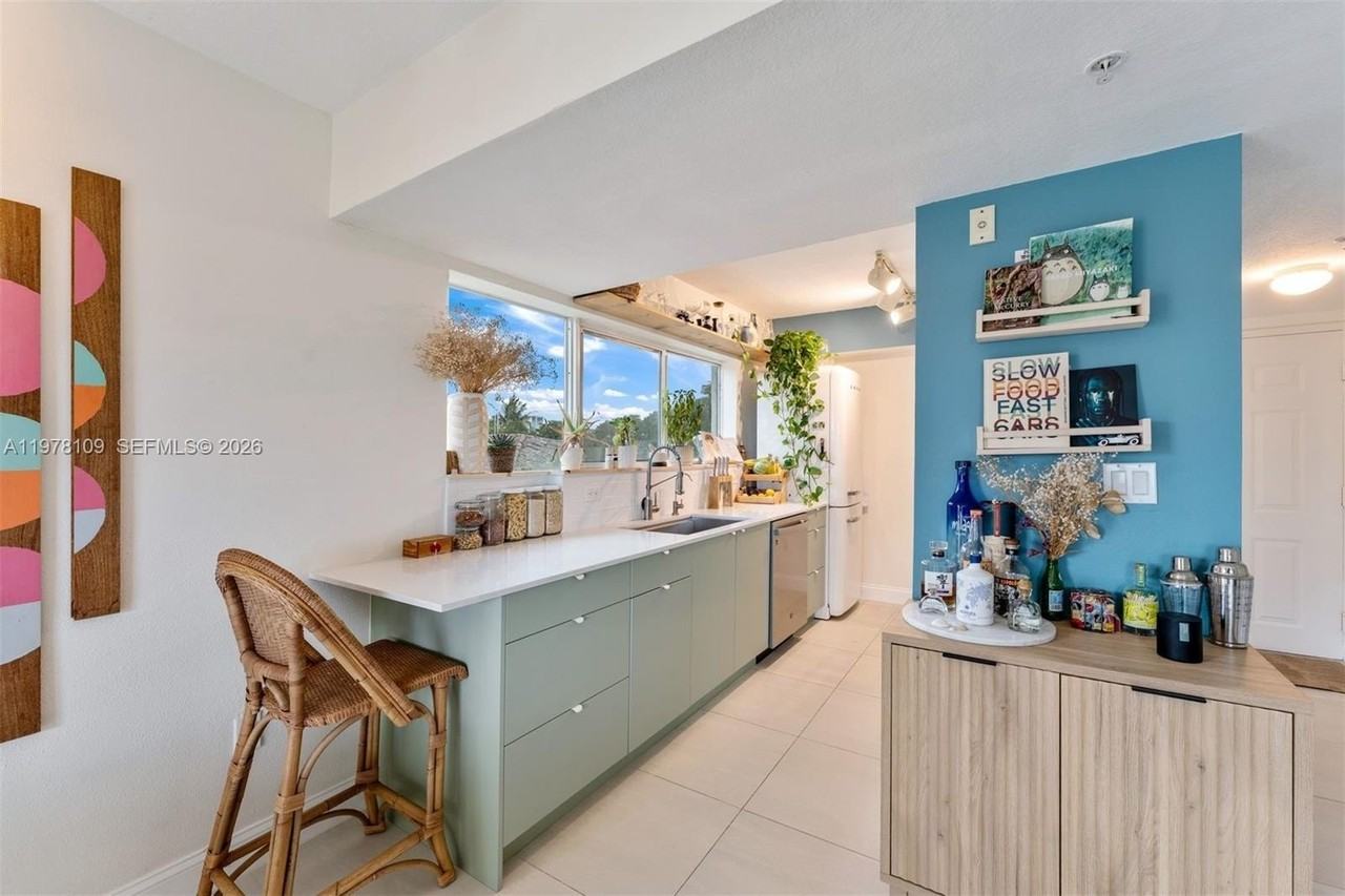 630 85th St #205 - Photo 7 of 29