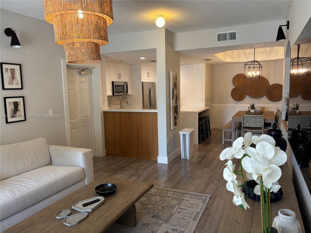 6700 Nw 114th Ave #902 - Photo 2 of 29