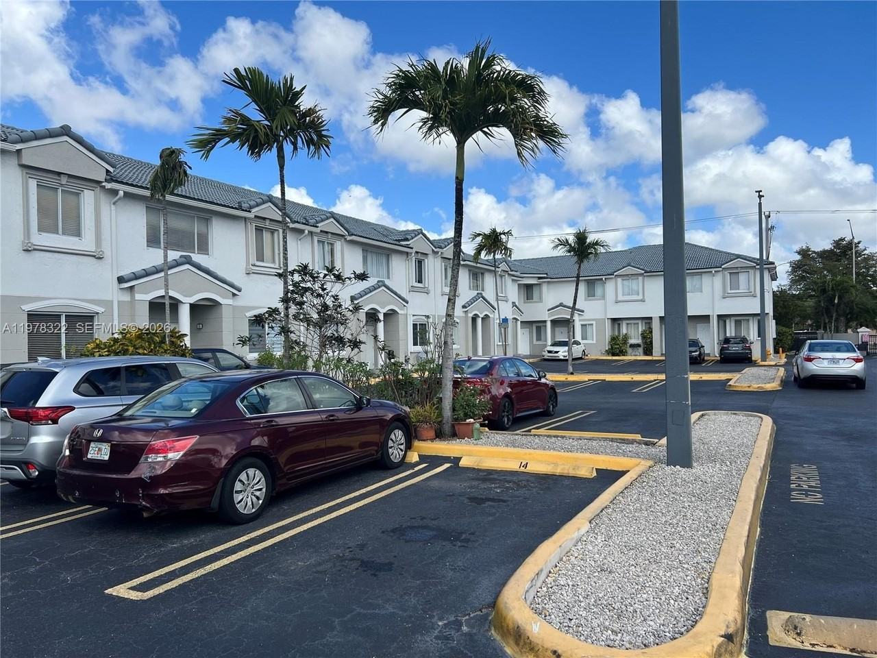 110 Sw 109th Ave #15 - Photo 2 of 50