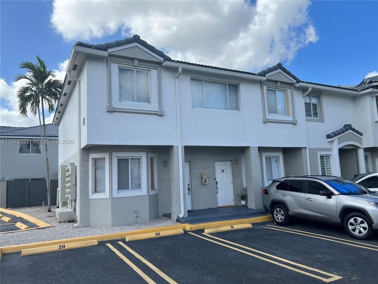 110 Sw 109th Ave #15 - Photo 3 of 50